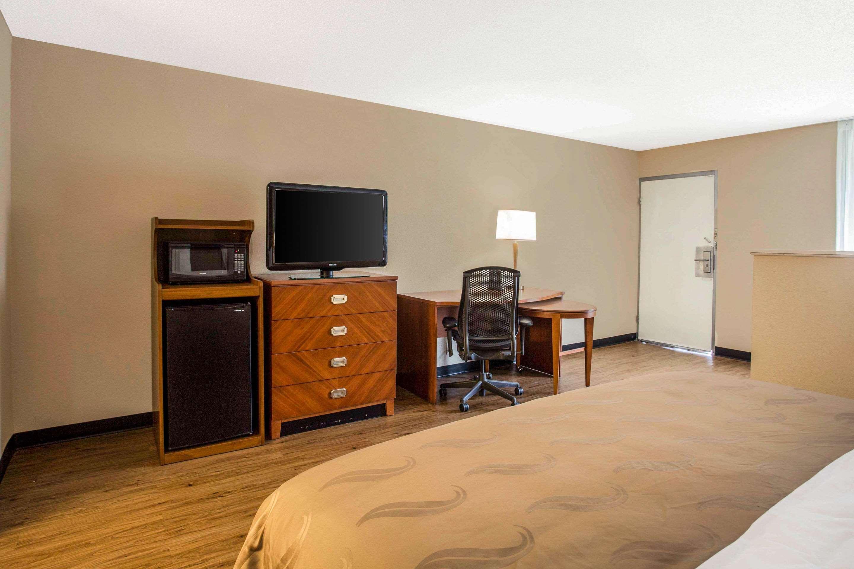 Hotel Quality & Area 2*
